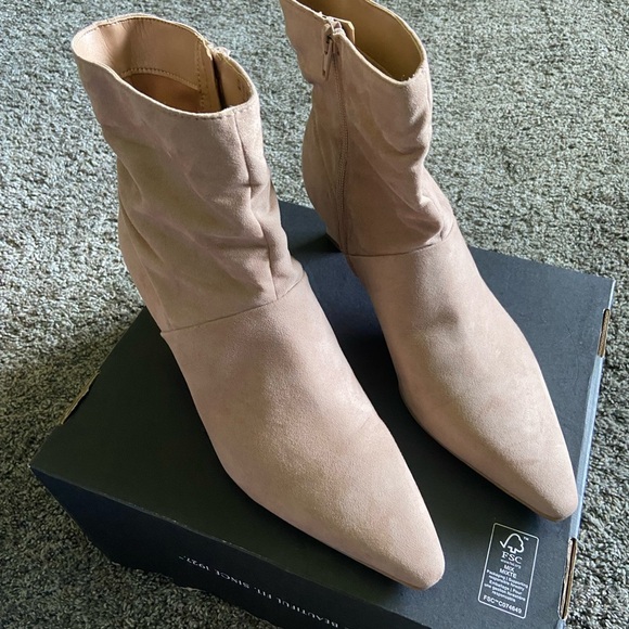 New in Box Naturalizer Tribute Ankle Bootie - Picture 1 of 10